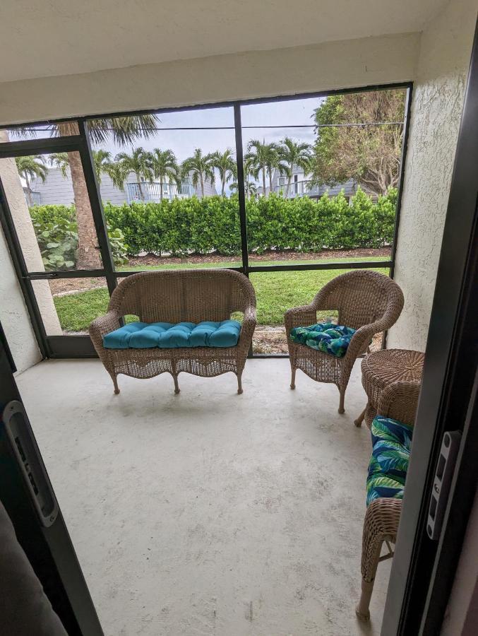 New Condo! Just 15 Min To Ft Myers And Sanibel Beach! Great Location!! フォートマイヤーズ エクステリア 写真